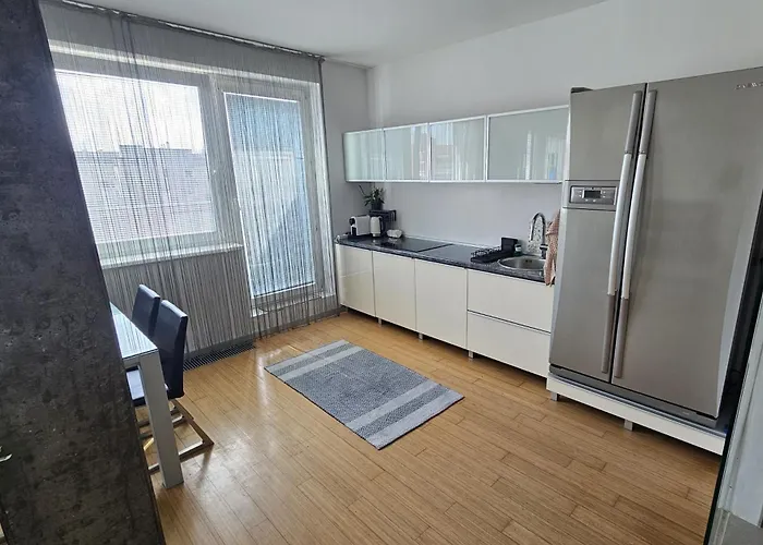 Modern Floor Loft, Private Terrace, Near Center & Free Parking Апартаменти *