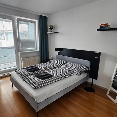 Modern Floor Loft, Private Terrace, Near Center & Free Parking Lejlighed Bratislava